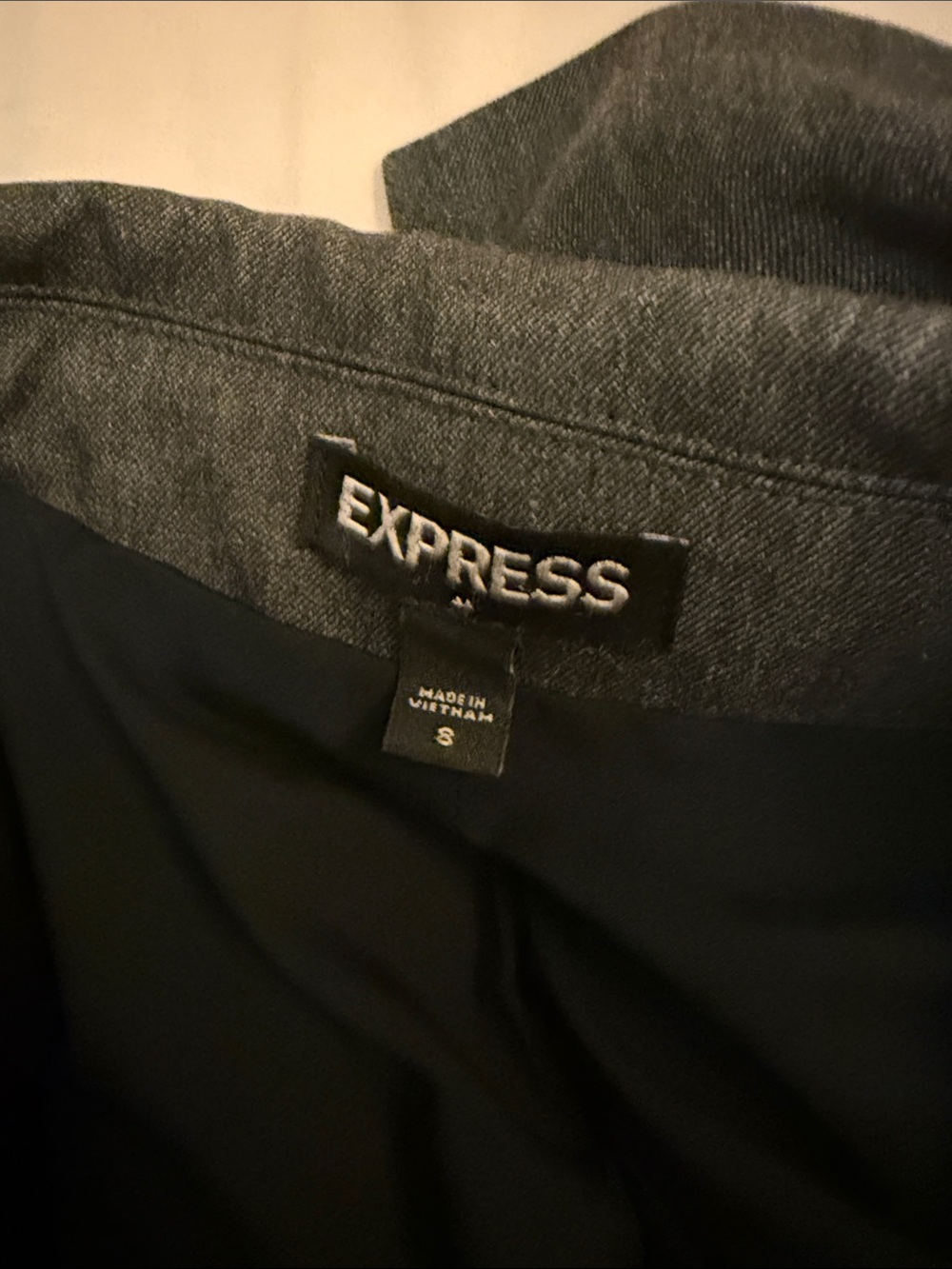 Express - Picture 5 of 5